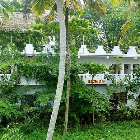 Jickys Nest Hotel Varkala Habitación foto